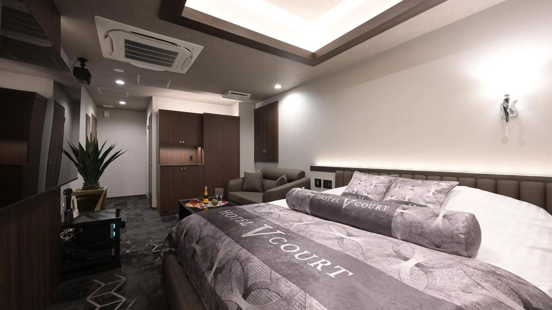 Hotel Victoria Court Aasahikawa-Adult Only Yetişkin Oteli Asahikawa
